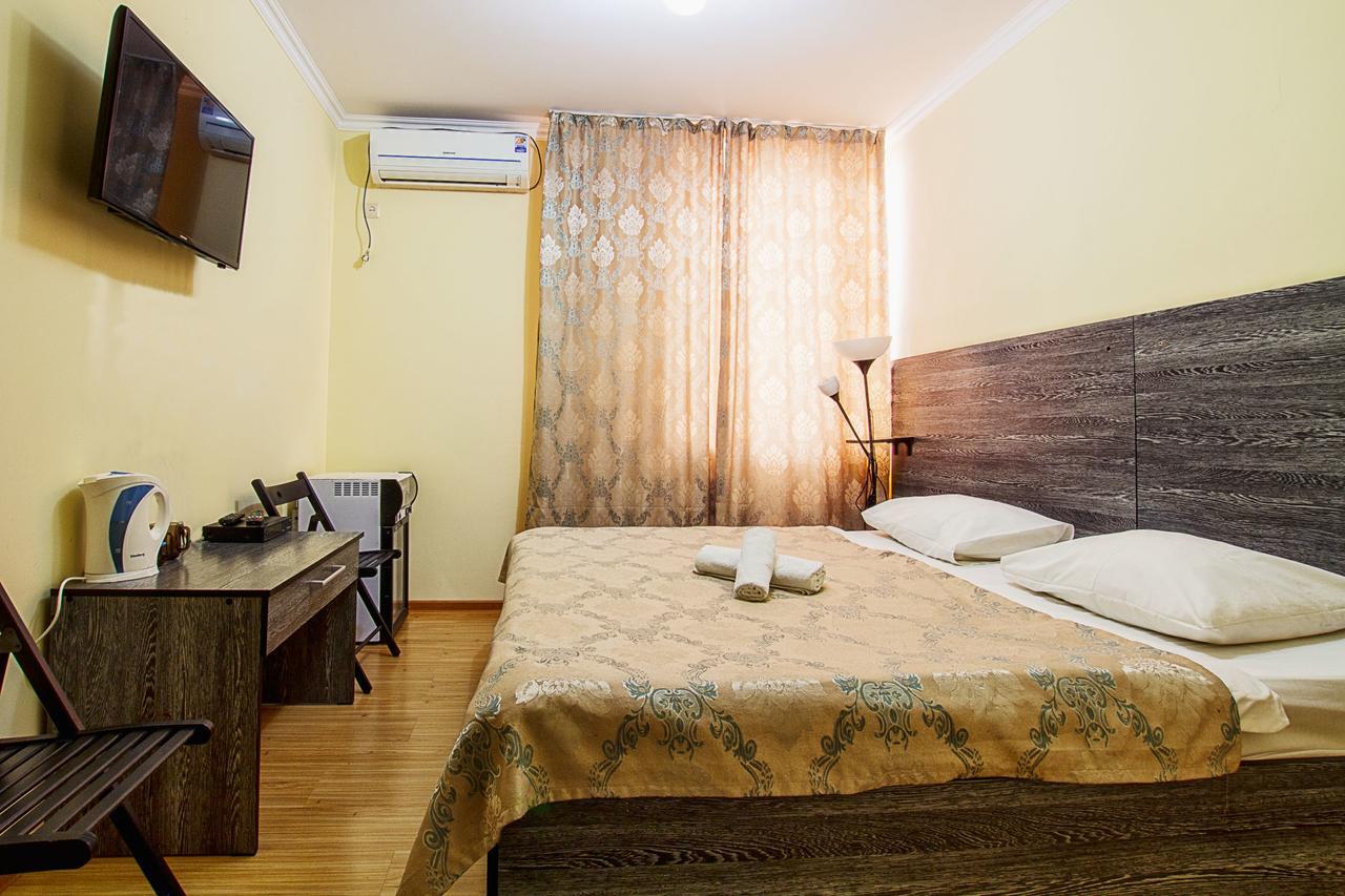 Bereket Hotel Astana Bagian luar foto