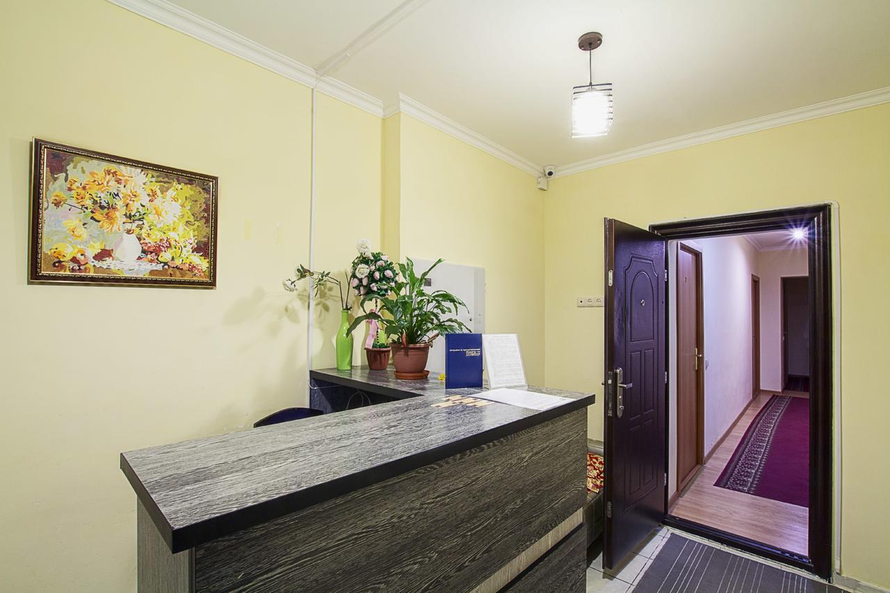 Bereket Hotel Astana Bagian luar foto